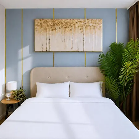 Cofy - Old Town, Quiet Area, Air-conditioning, Free Parking, 24-7 Check-in-out, Six Similar In Listing, One Optimal Up To 6 Person, Economy Max 8 Person Апартаменти *